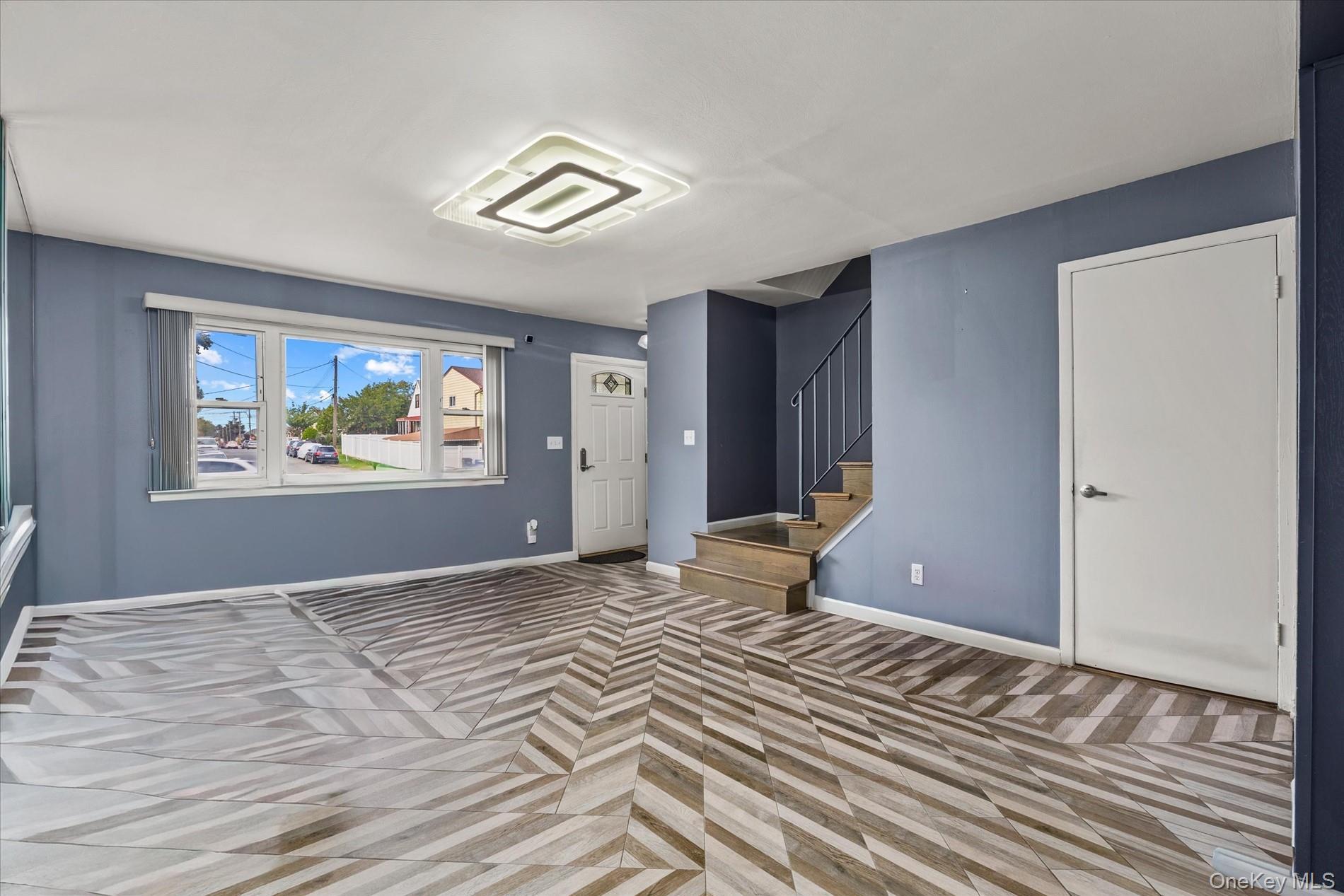 Single Family 120th Avenue  Queens, NY 11412, MLS-1057176-7