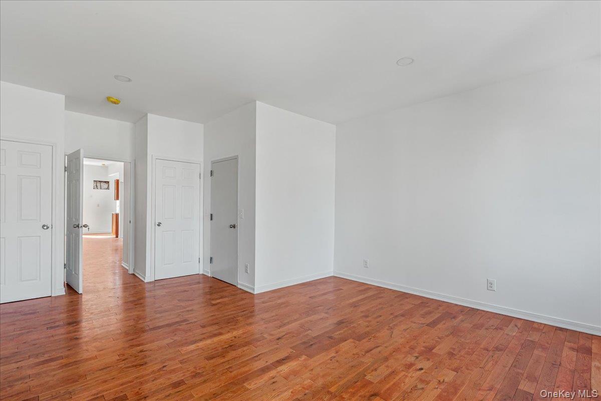 Single Family Jewel Street Brooklyn, NY 11222, MLS-1057235-19