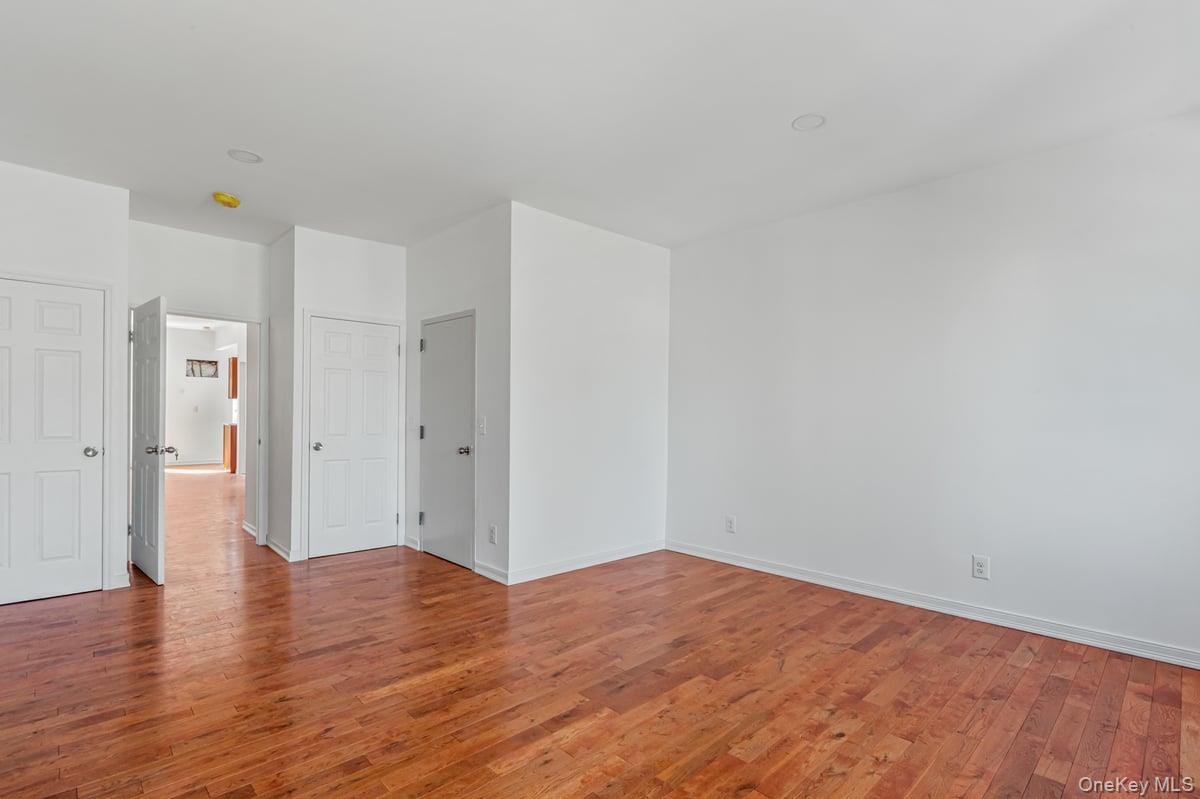 Single Family Jewel Street Brooklyn, NY 11222, MLS-1057235-3