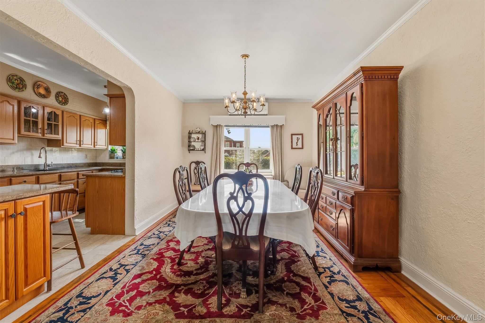 Single Family Mace Avenue Bronx, NY 10469, MLS-1057240-13