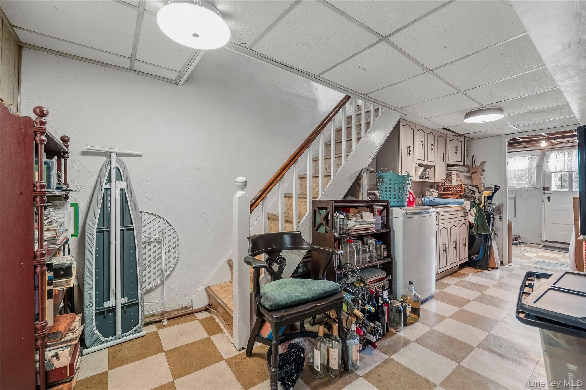 Single Family Mace Avenue Bronx, NY 10469, MLS-1057240-28