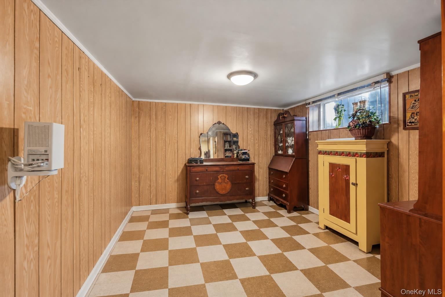 Single Family Mace Avenue Bronx, NY 10469, MLS-1057240-30