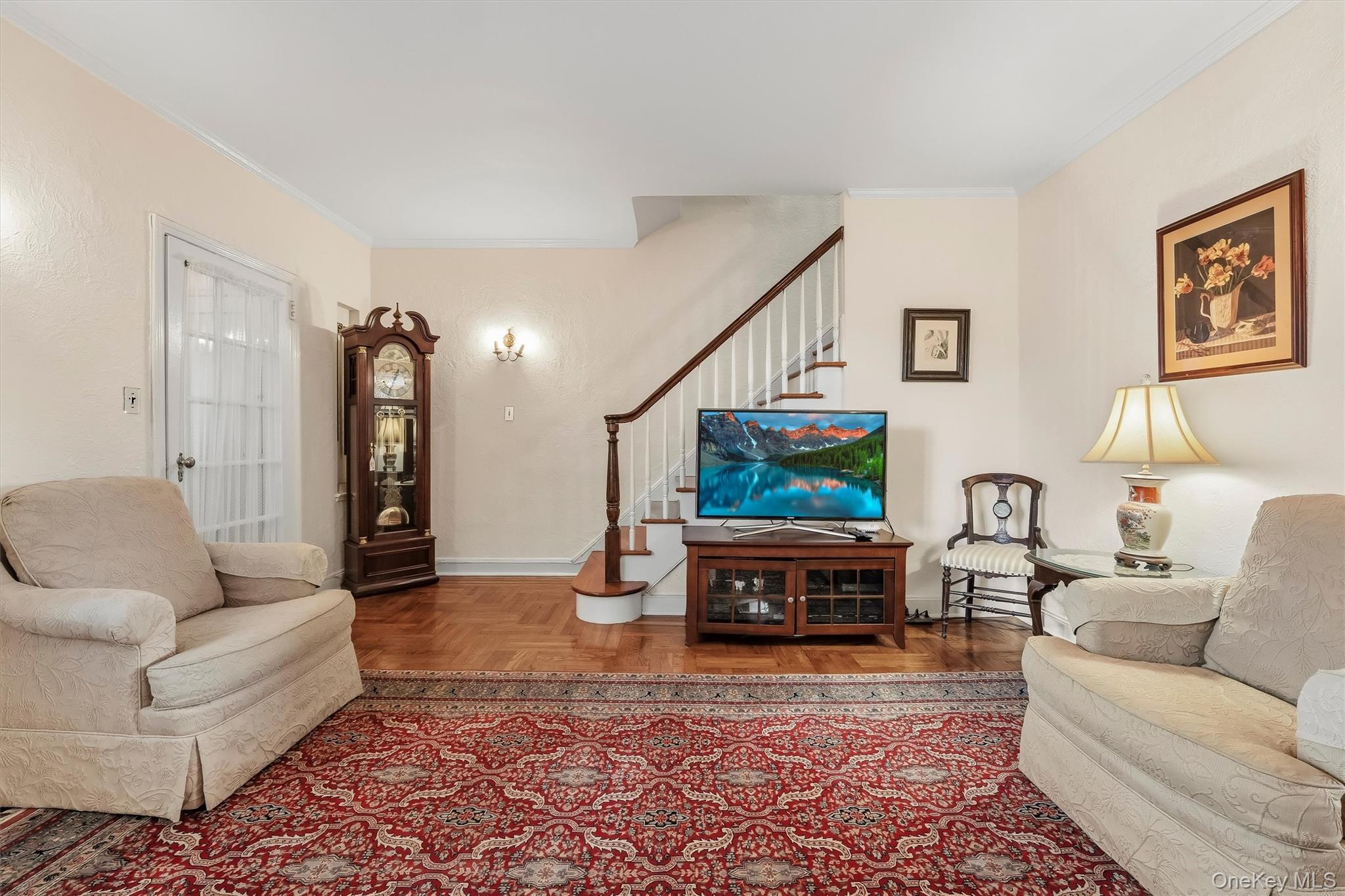 Single Family Mace Avenue Bronx, NY 10469, MLS-1057240-9