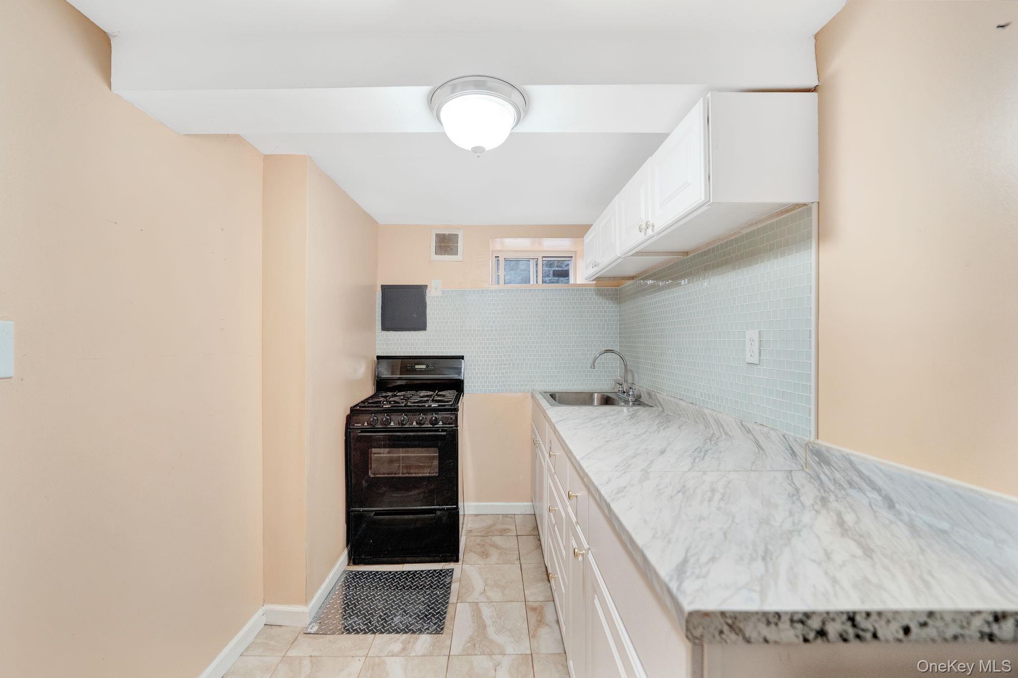 Single Family 201st Street Queens, NY 11423, MLS-1057252-27