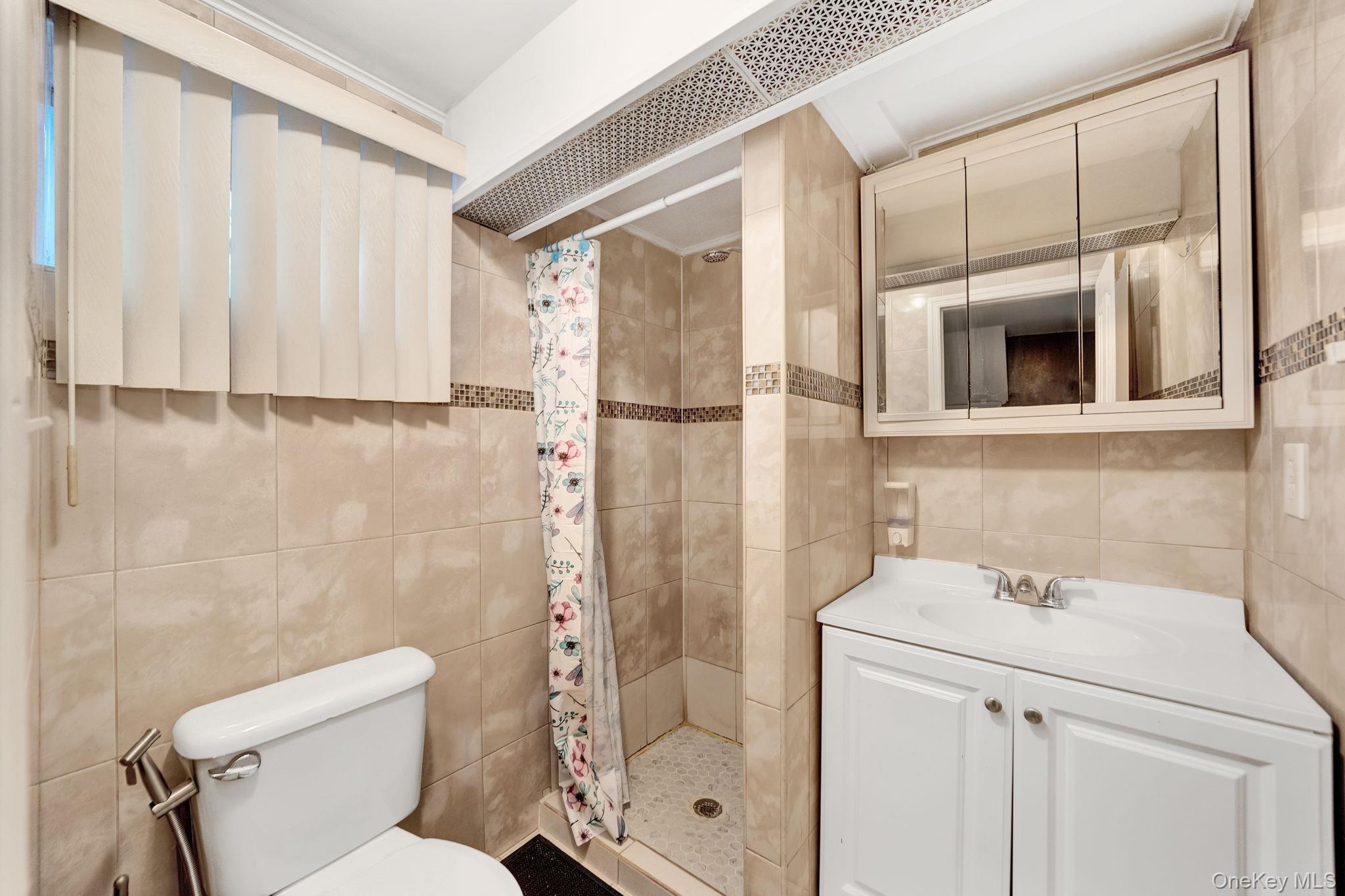 Single Family 201st Street Queens, NY 11423, MLS-1057252-31