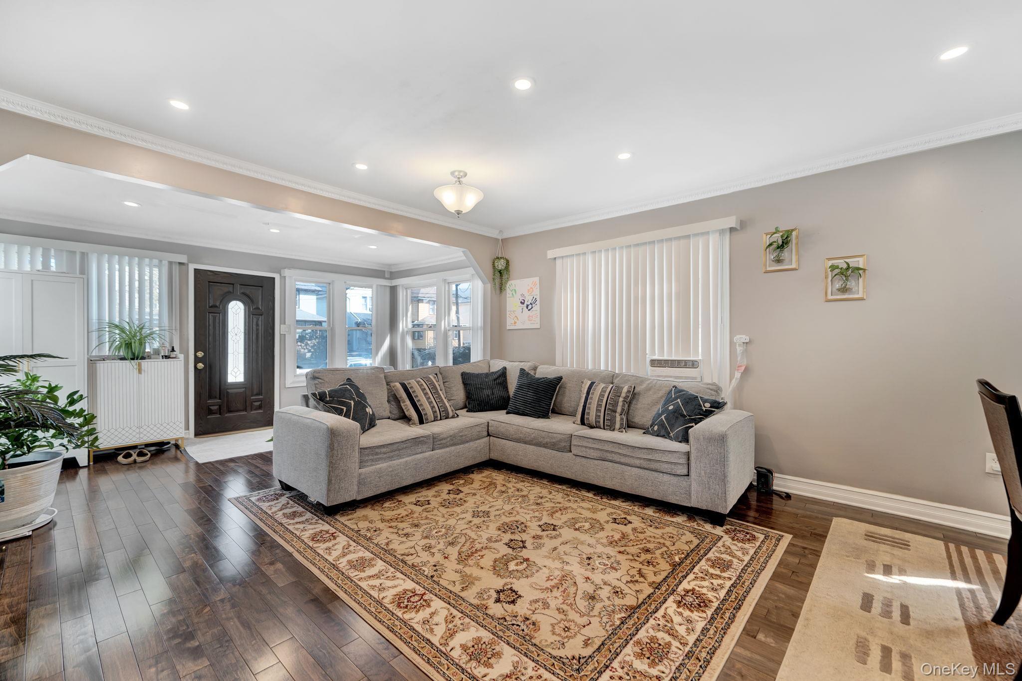 Single Family 201st Street Queens, NY 11423, MLS-1057252-5