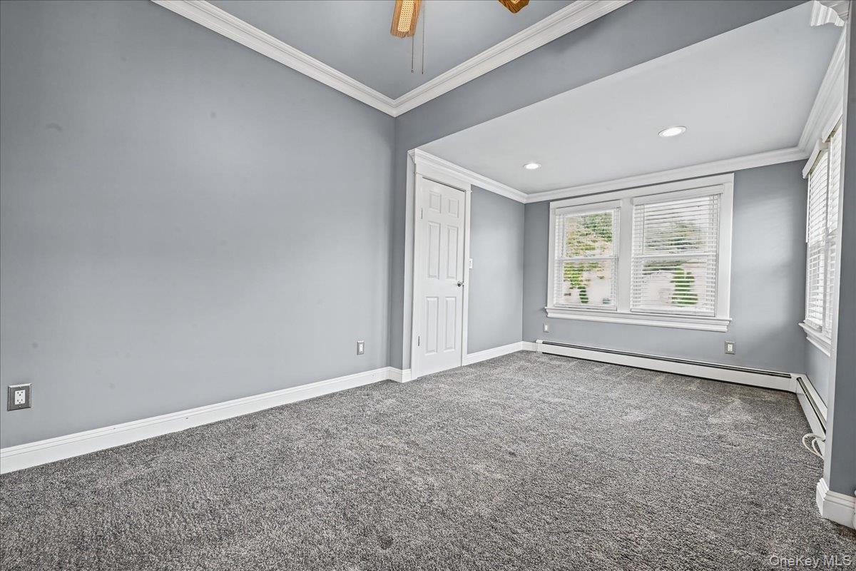 Single Family S 6th Street  Suffolk County, NY 11757, MLS-1057263-18