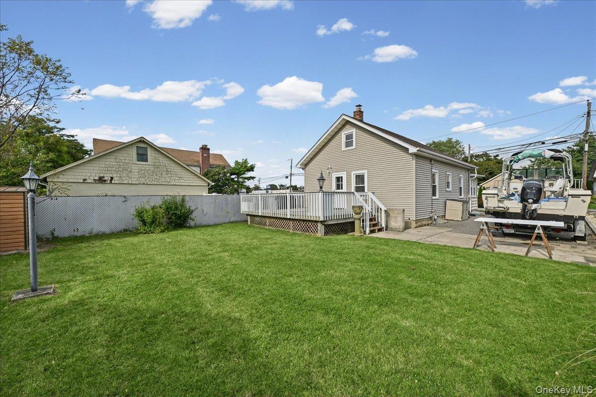 Single Family S 6th Street  Suffolk County, NY 11757, MLS-1057263-29