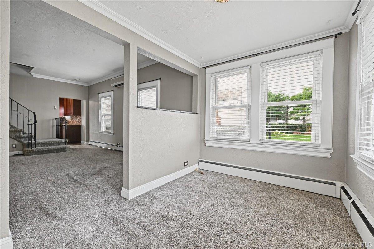 Single Family S 6th Street  Suffolk County, NY 11757, MLS-1057263-4