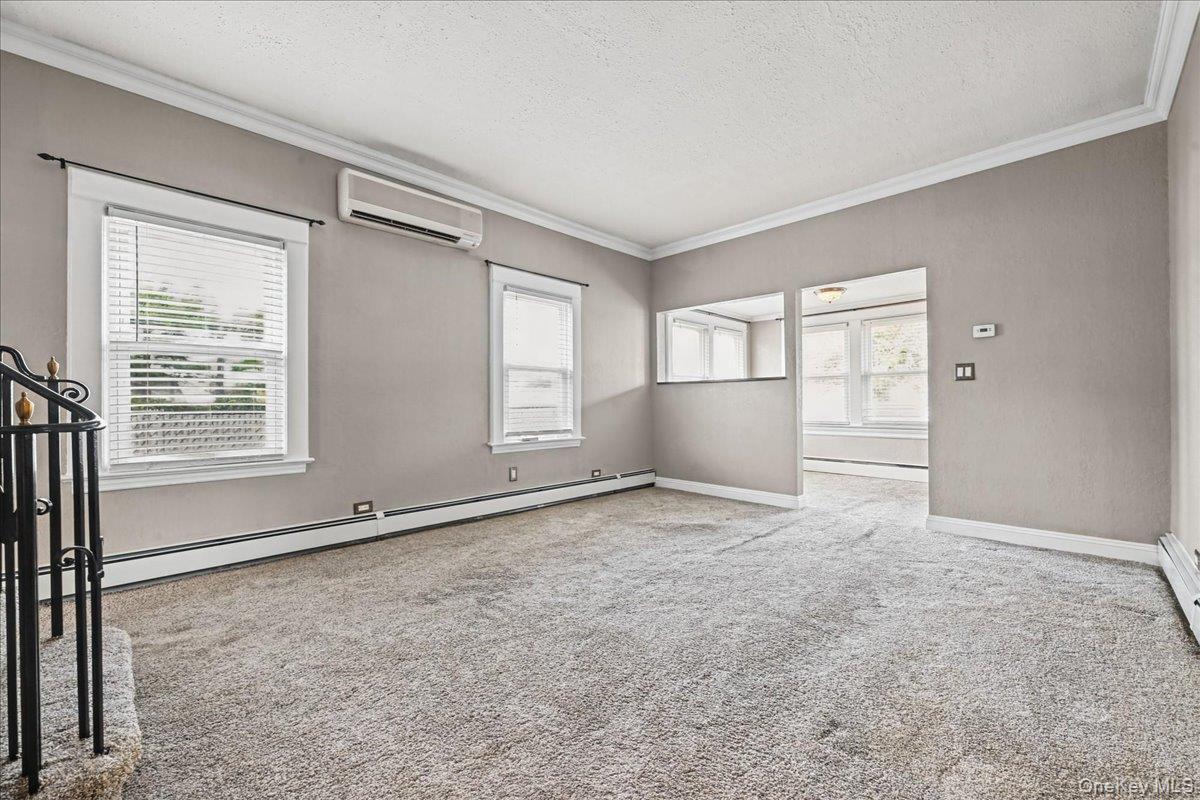 Single Family S 6th Street  Suffolk County, NY 11757, MLS-1057263-7