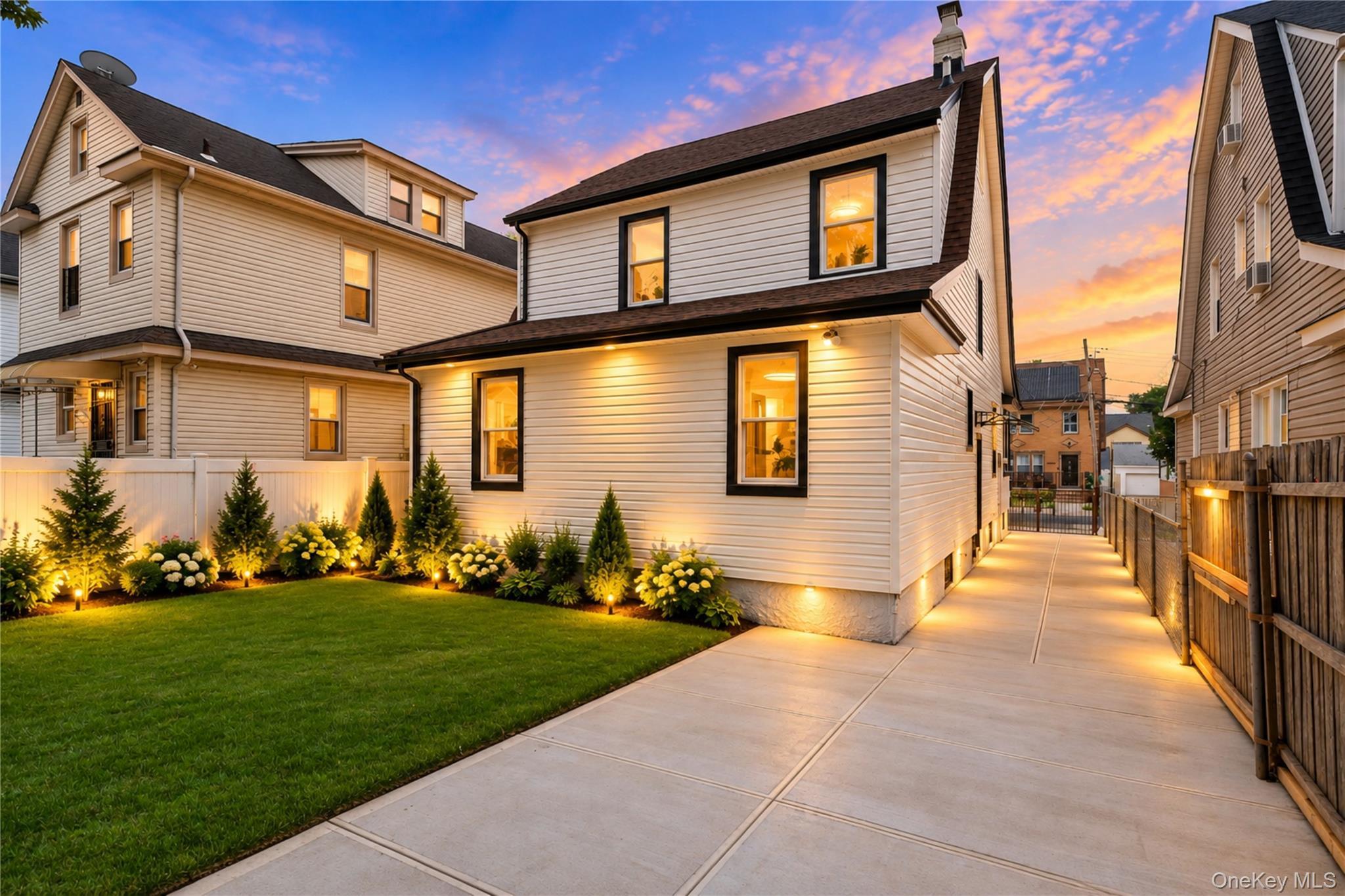 Single Family 205th Street Queens, NY 11423, MLS-1057285-2