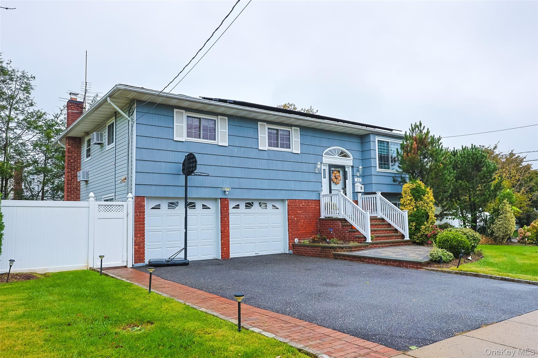 Single Family Convent Road Nassau County, NY 11791, MLS-1057302-2