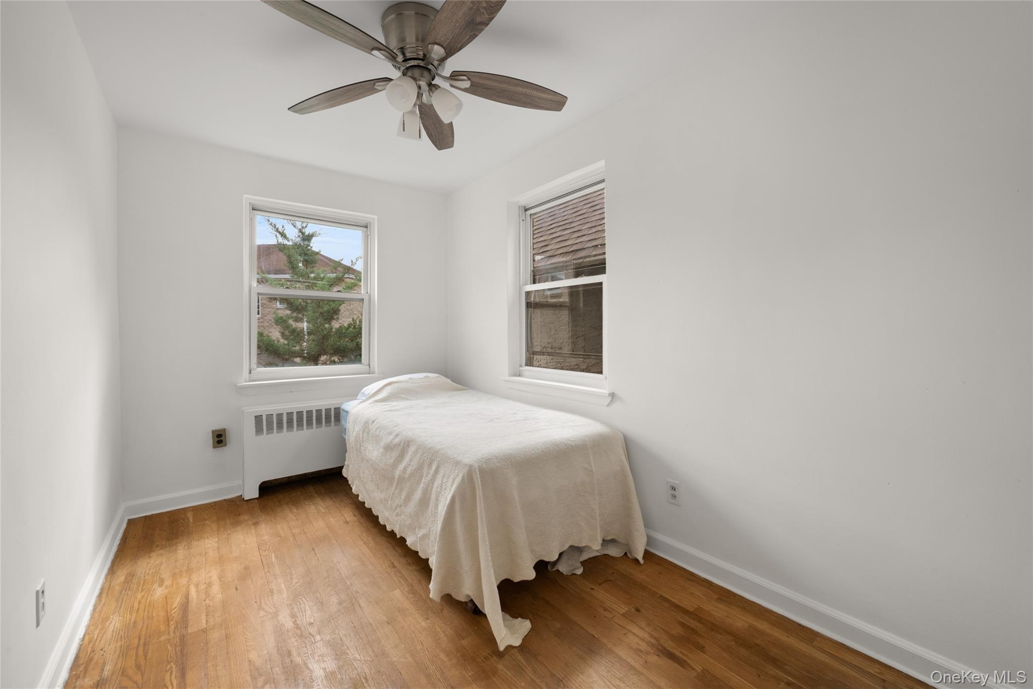 Single Family Middletown Road Bronx, NY 10465, MLS-1057304-17