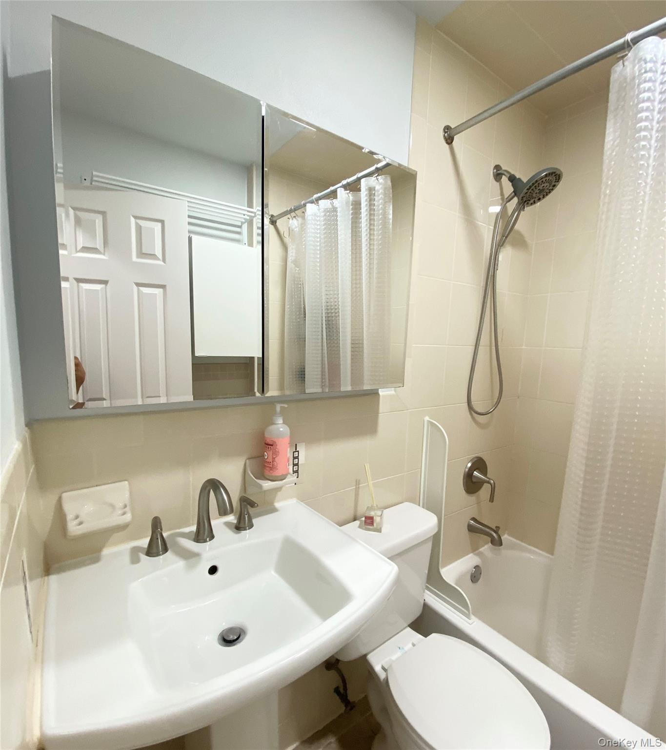 Single Family Beach 29th Street Street Queens, NY 11691, MLS-1057311-17