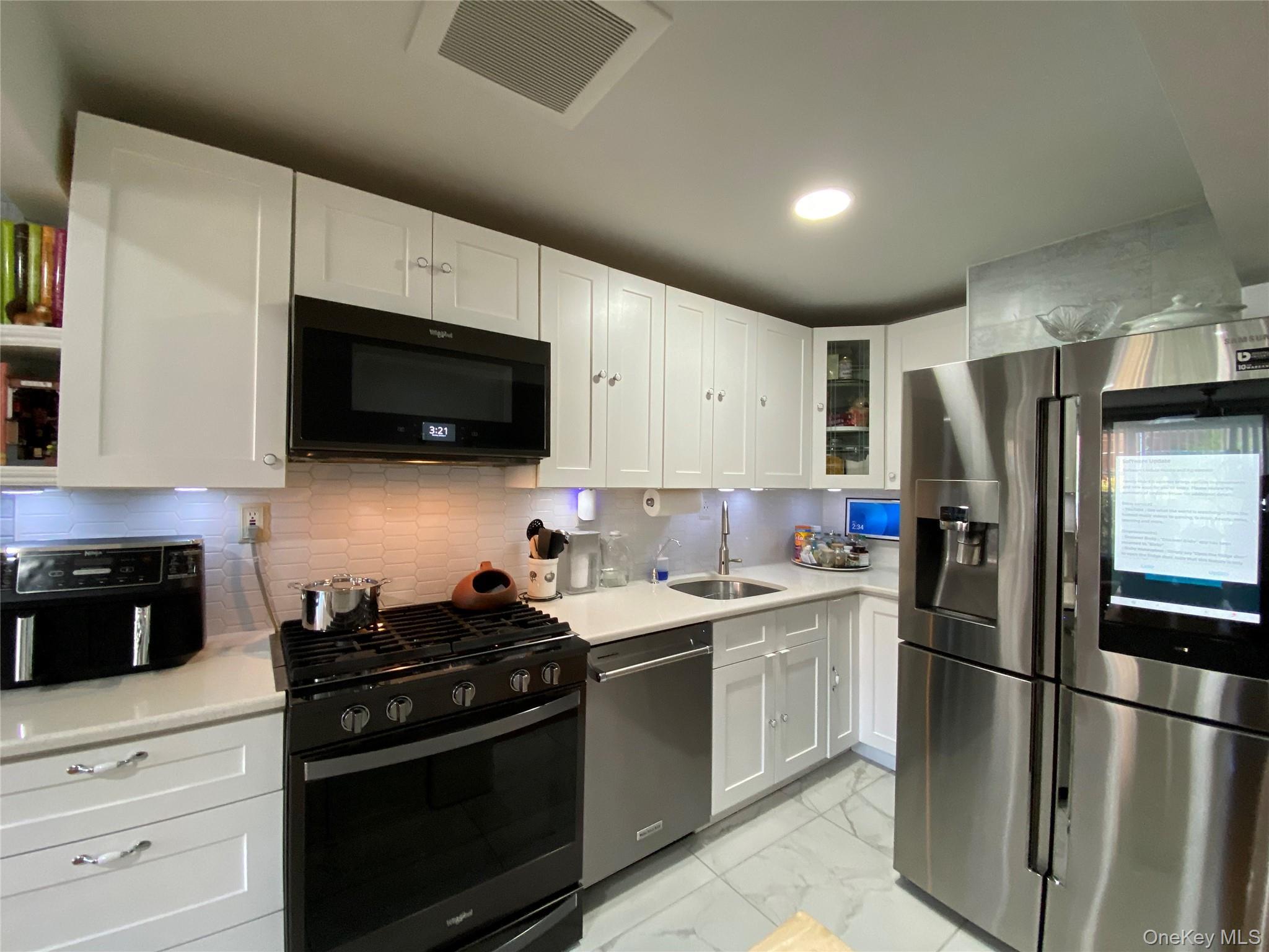 Single Family Beach 29th Street Street Queens, NY 11691, MLS-1057311-3