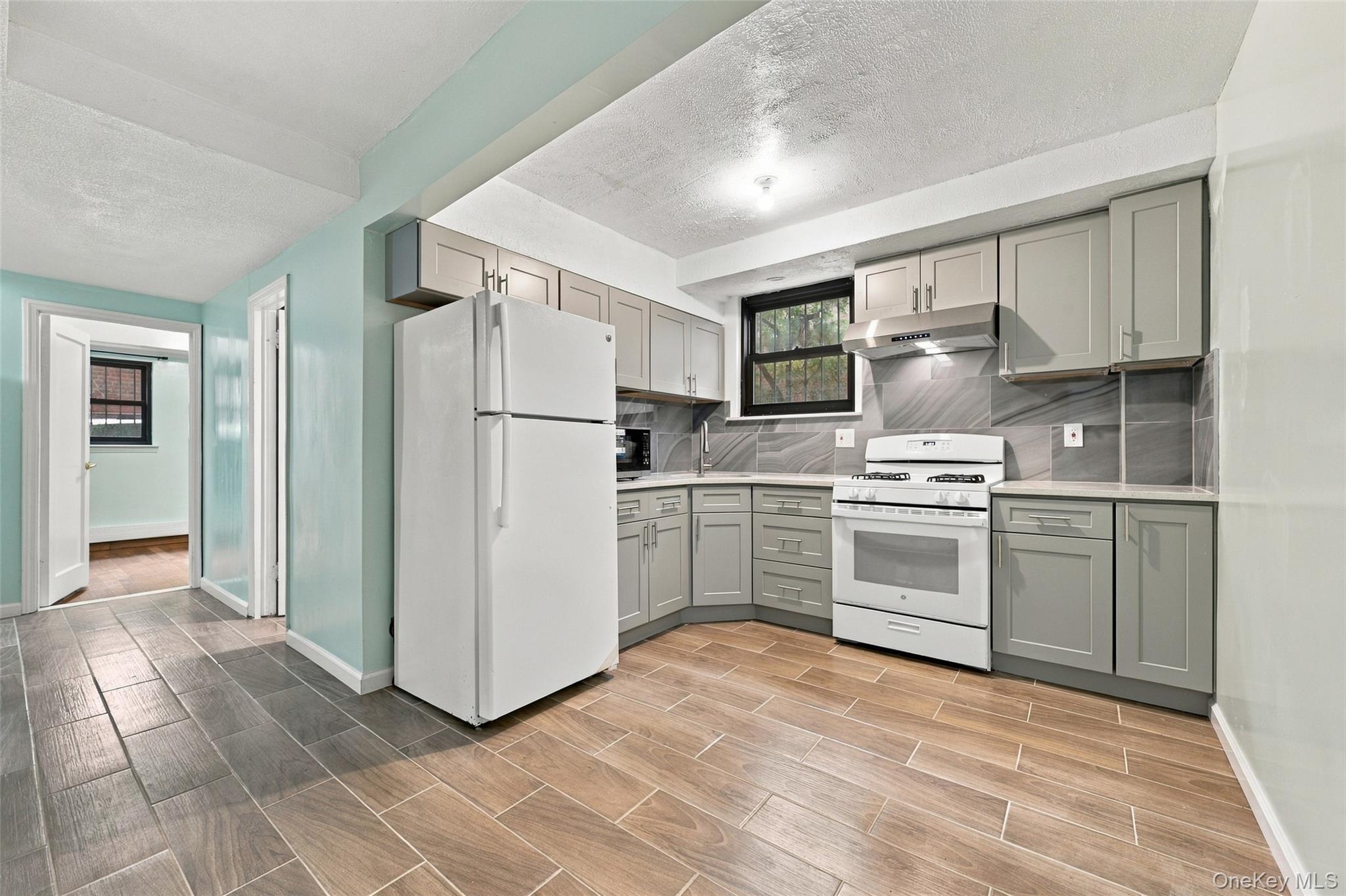 Single Family Elmhurst Avenue  Queens, NY 11373, MLS-1057313-9