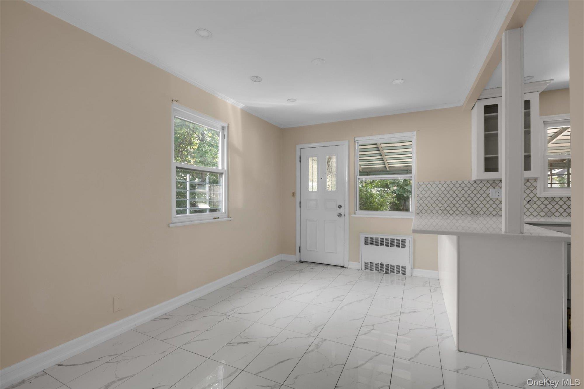 Single Family 76th Road Queens, NY 11366, MLS-1057339-7