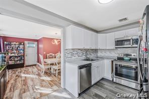 Single Family Pine Tree Drive Suffolk County, NY 11967, MLS-1057350-10