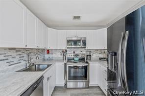 Single Family Pine Tree Drive Suffolk County, NY 11967, MLS-1057350-9
