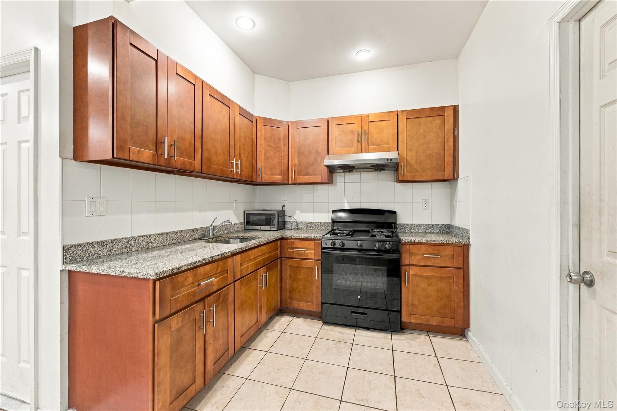 Single Family Coney Island Avenue  Brooklyn, NY 11223, MLS-1057380-5