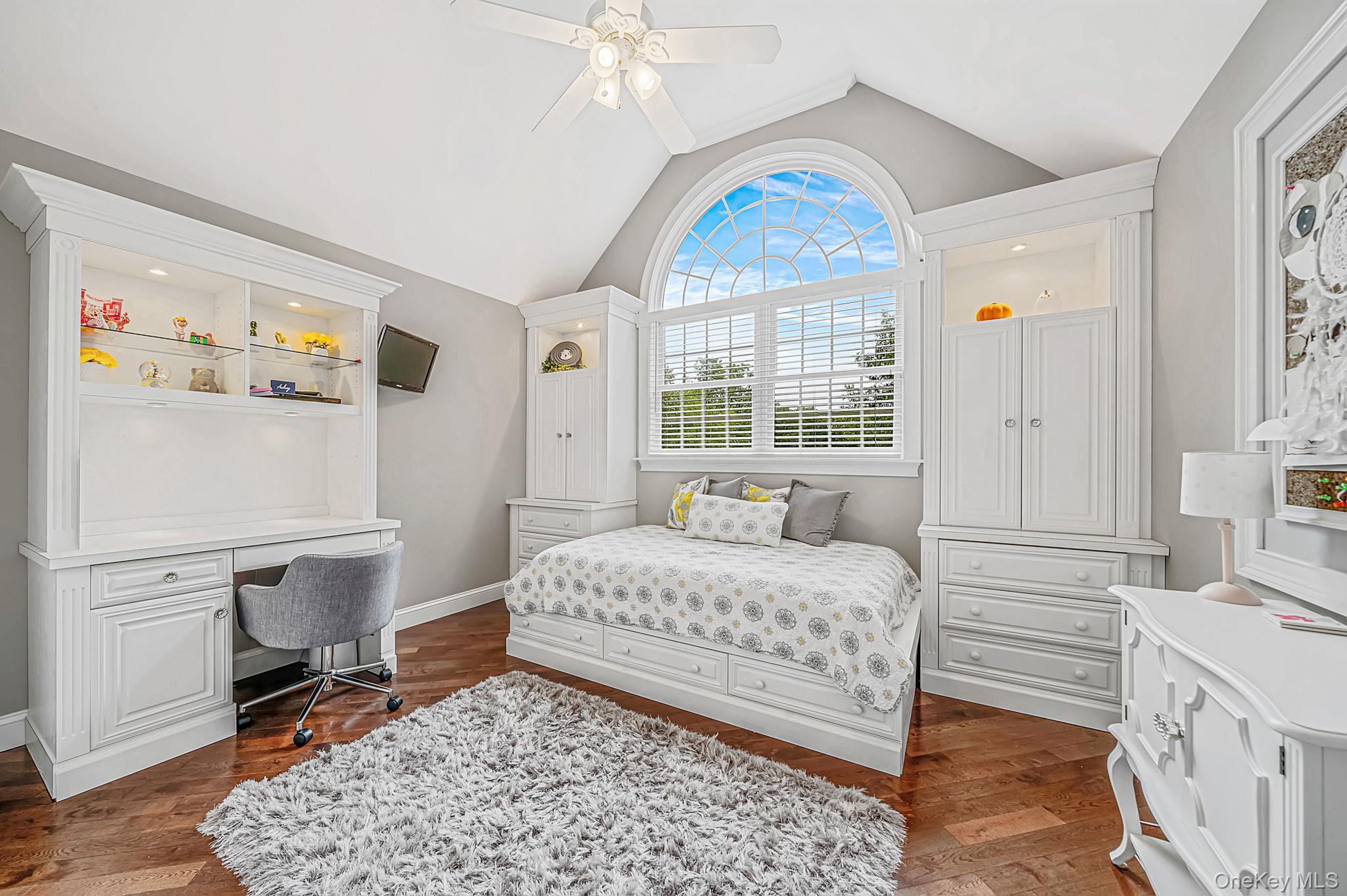 Single Family Locust Drive  Suffolk County, NY 11767, MLS-1057404-28