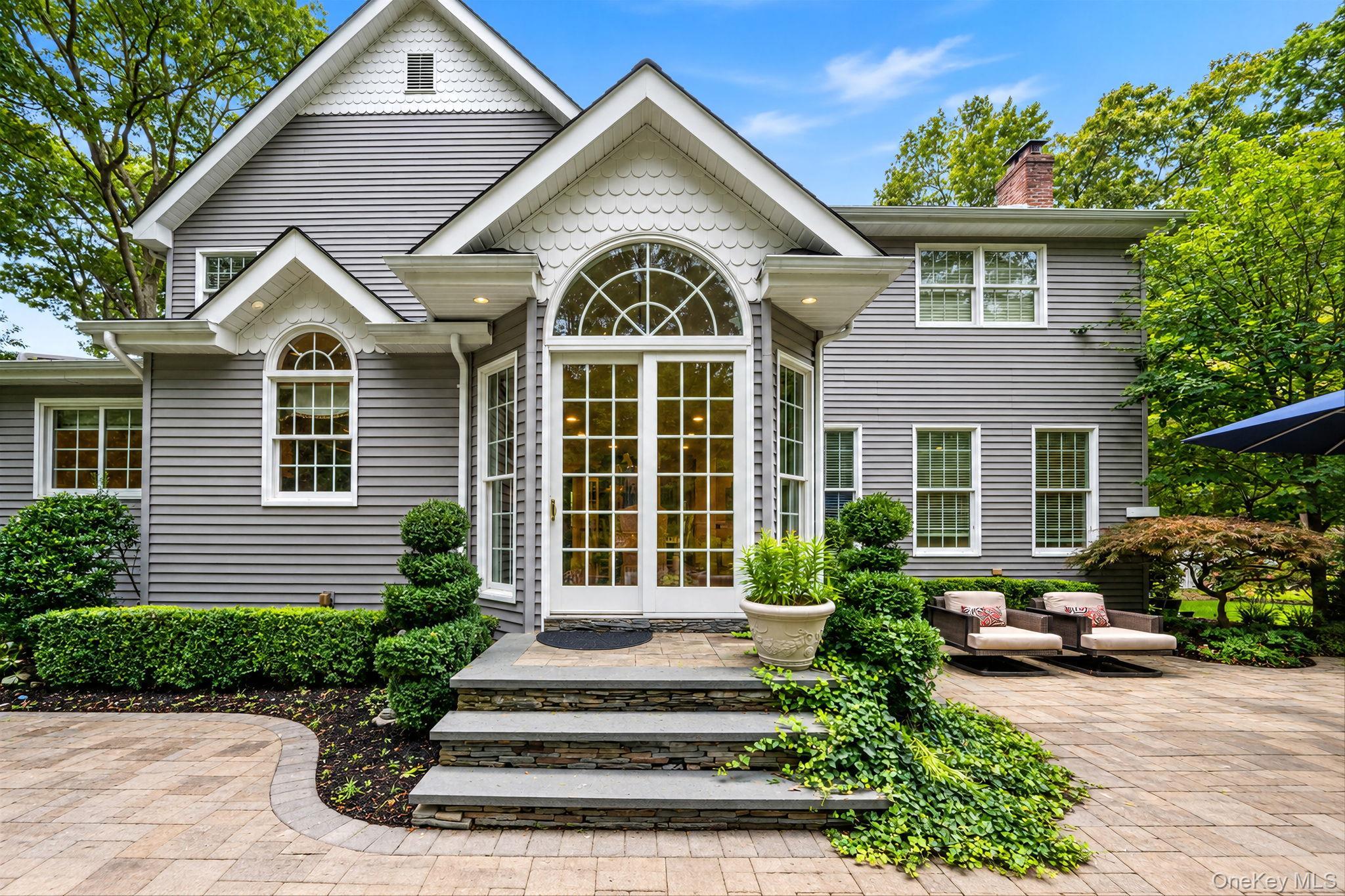 Single Family Locust Drive  Suffolk County, NY 11767, MLS-1057404-38