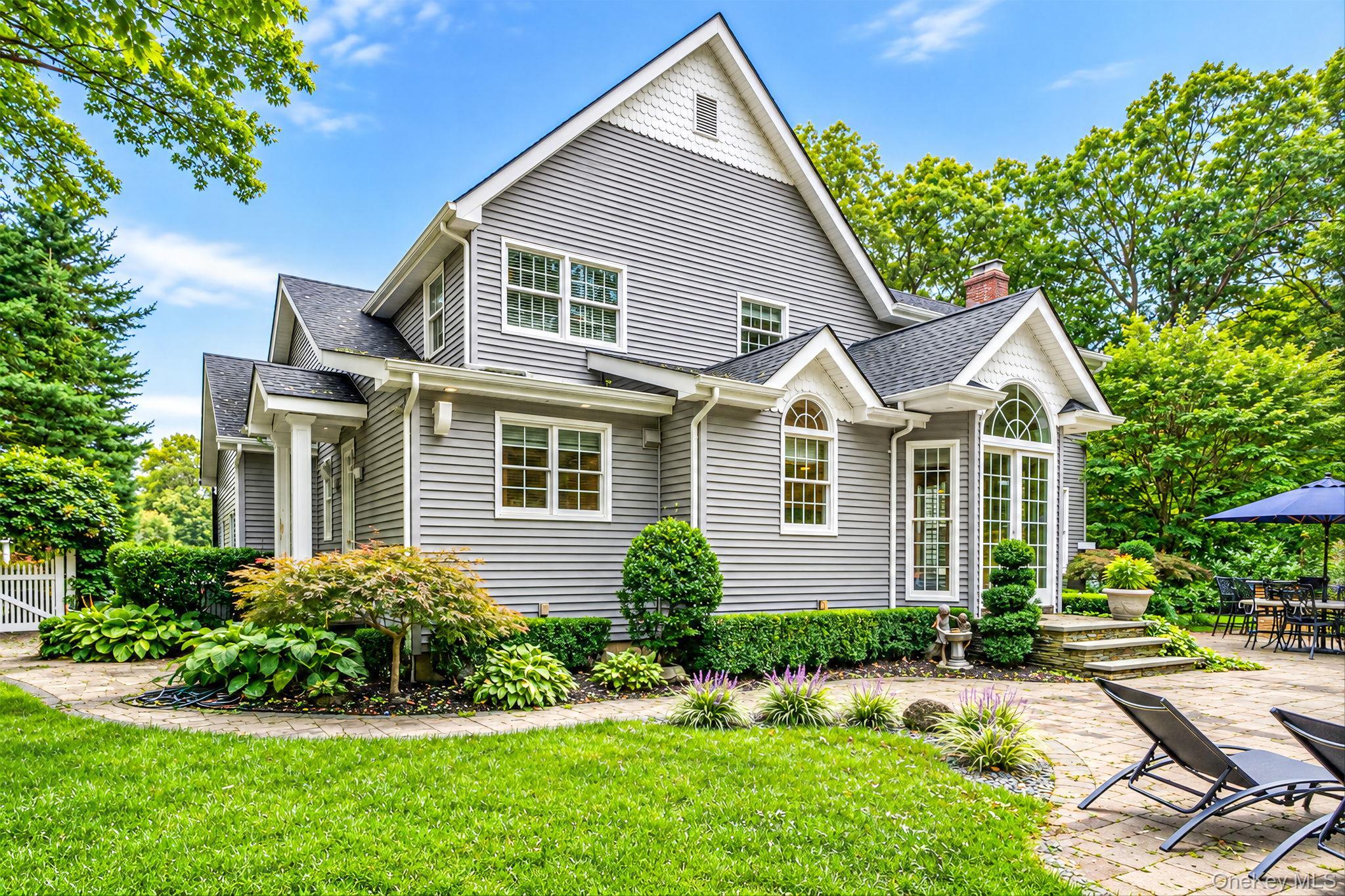 Single Family Locust Drive  Suffolk County, NY 11767, MLS-1057404-39