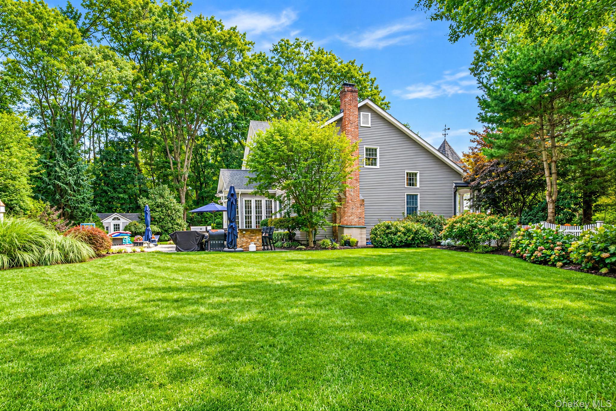 Single Family Locust Drive  Suffolk County, NY 11767, MLS-1057404-40