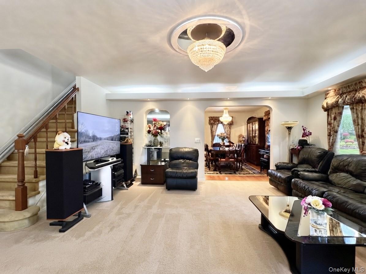Single Family 150th Street  Queens, NY 11357, MLS-1057420-5