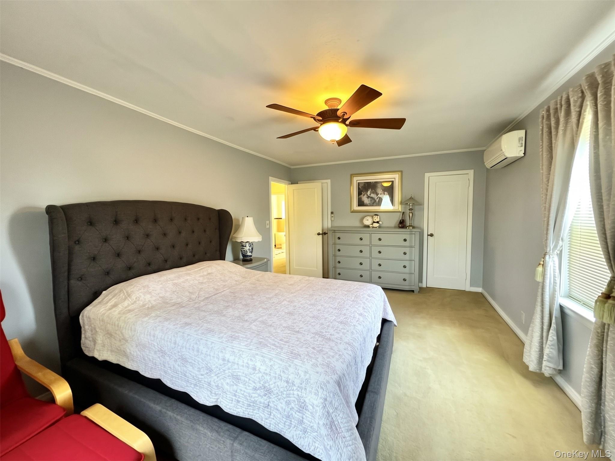 Single Family 150th Street  Queens, NY 11357, MLS-1057420-9