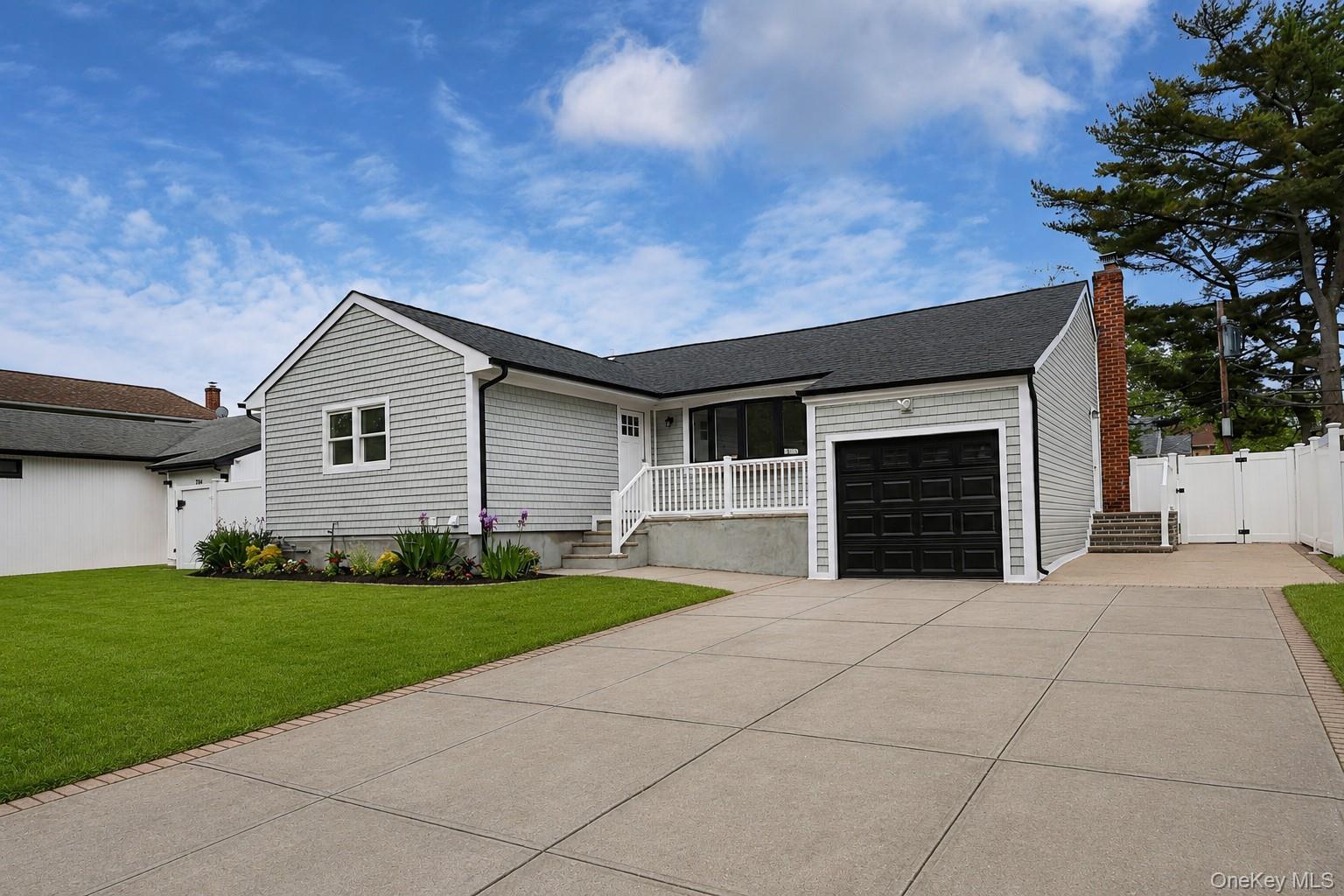 Single Family Hungry Harbor Road Nassau County, NY 11581, MLS-1057421-2
