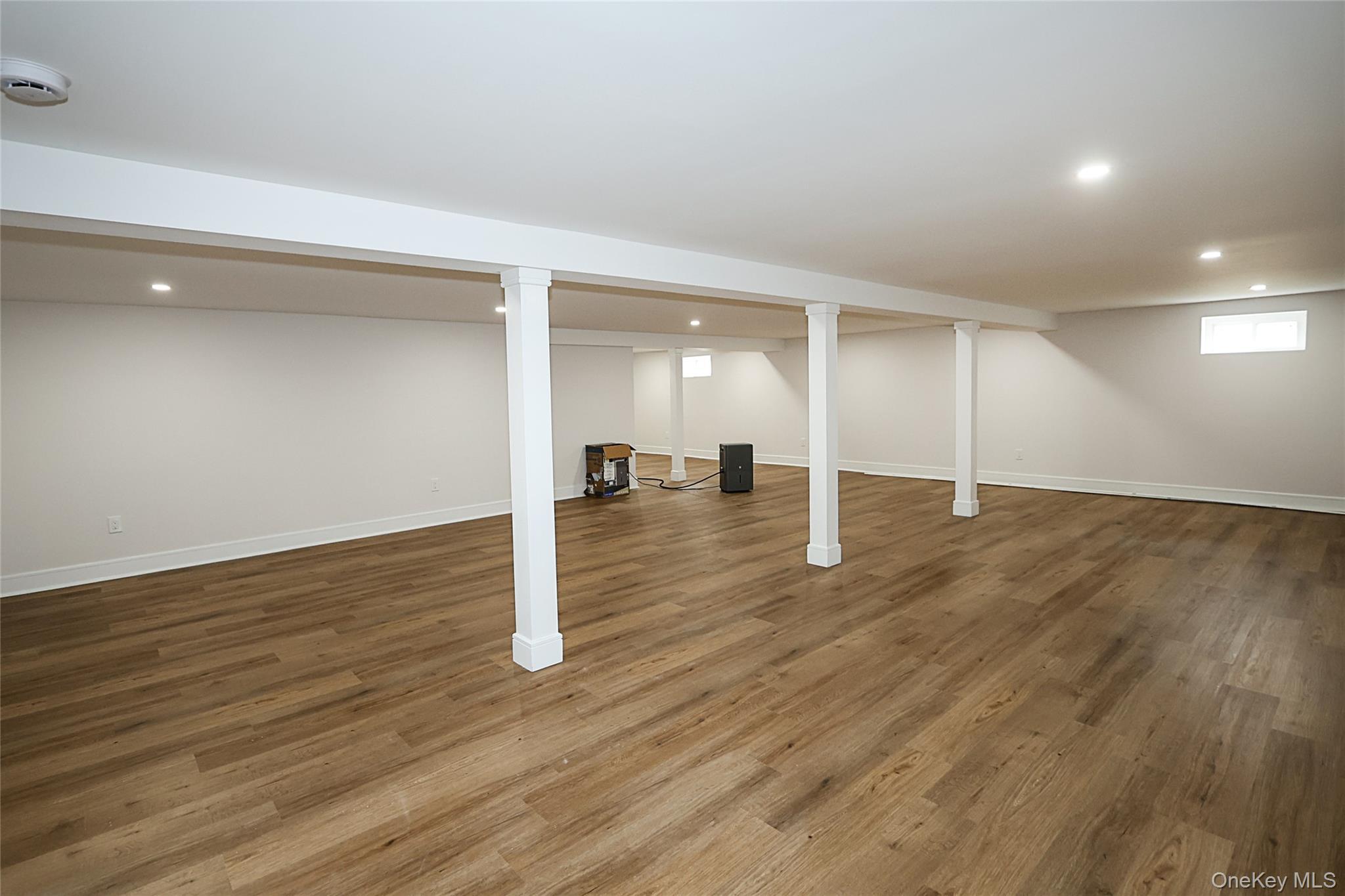 Single Family Hungry Harbor Road Nassau County, NY 11581, MLS-1057421-20