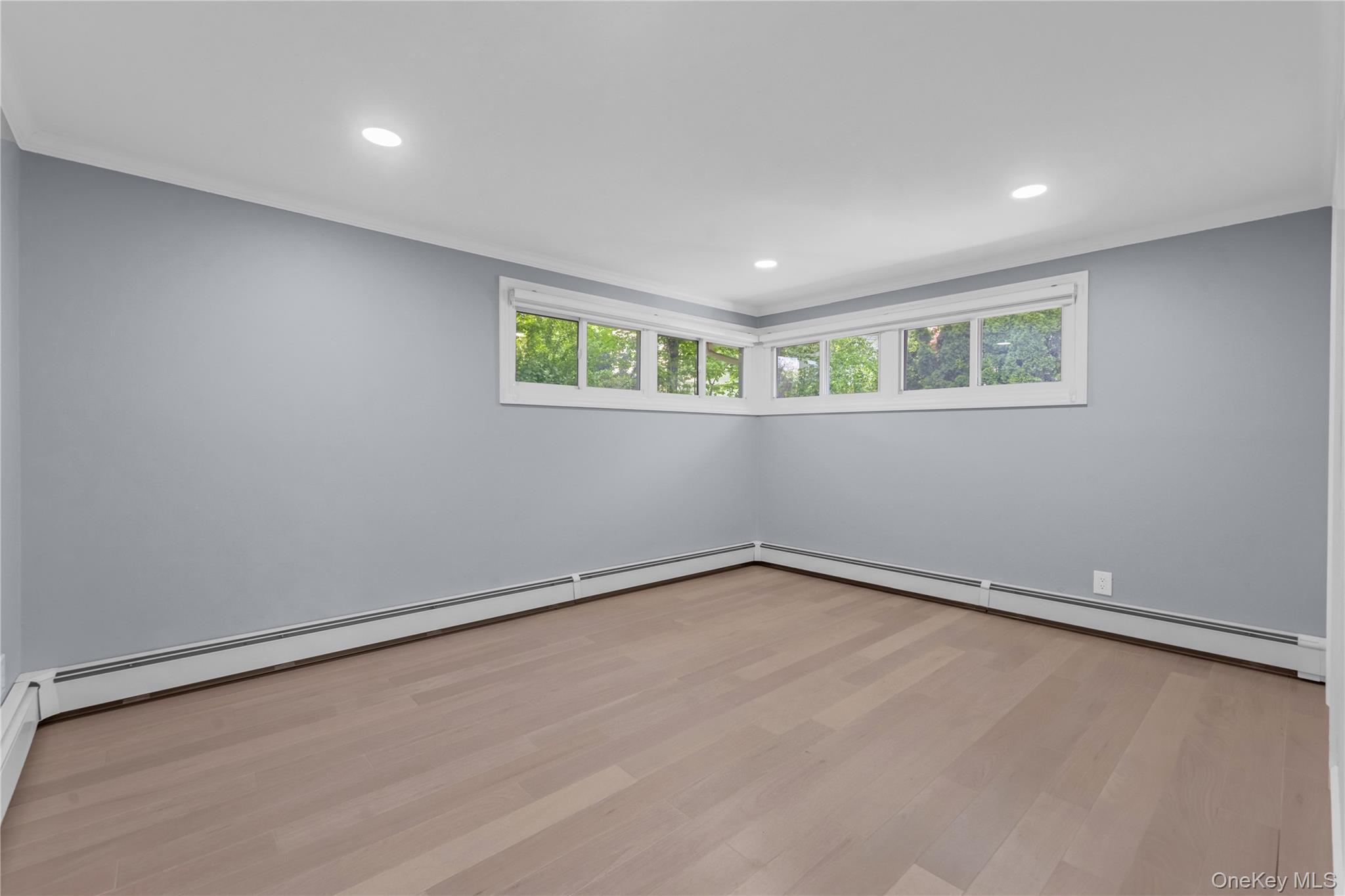 Single Family Ridge Drive E  Nassau County, NY 11576, MLS-1057424-20