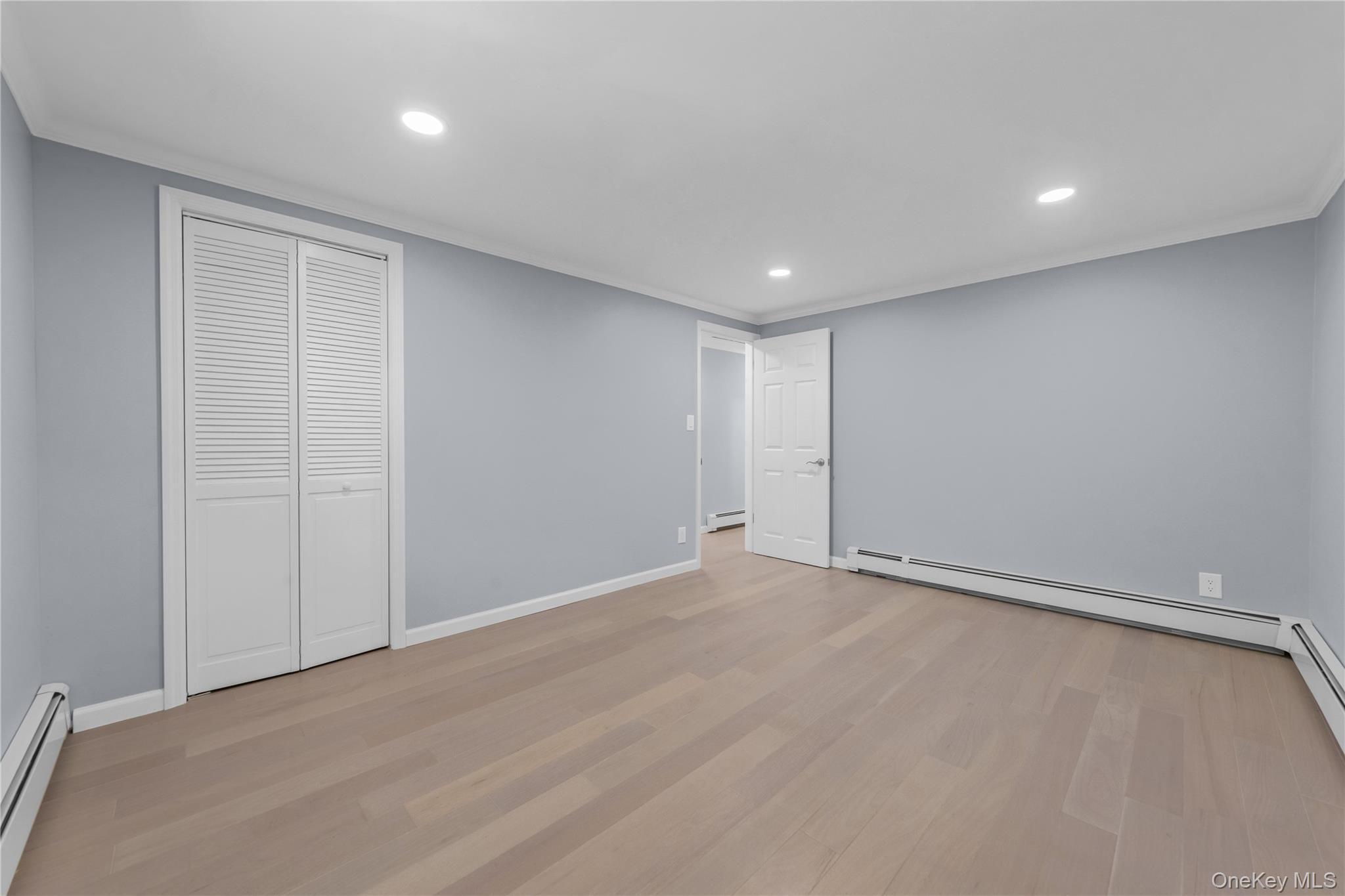 Single Family Ridge Drive E  Nassau County, NY 11576, MLS-1057424-22