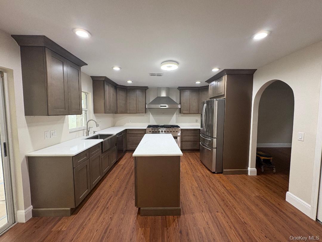 Single Family Denham Court Out Of Area, NY 34711, MLS-1057459-17