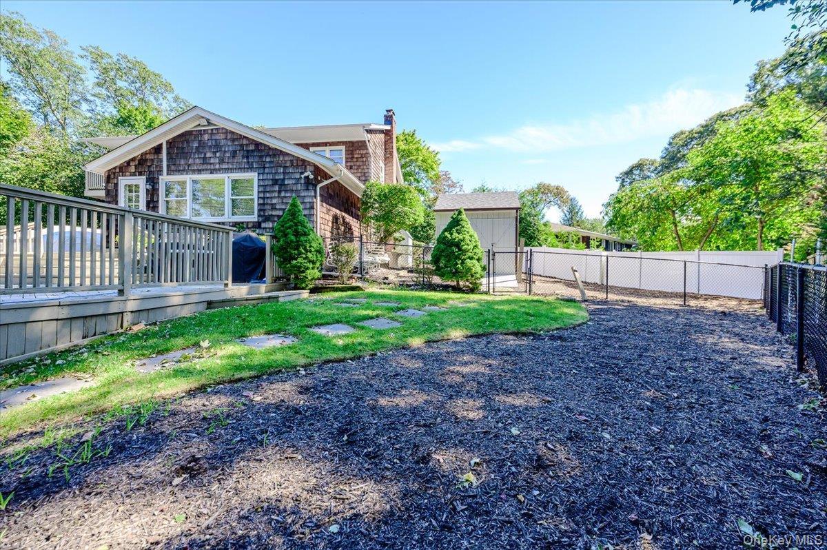 Single Family Knoll Crest Suffolk County, NY 11764, MLS-1057467-13