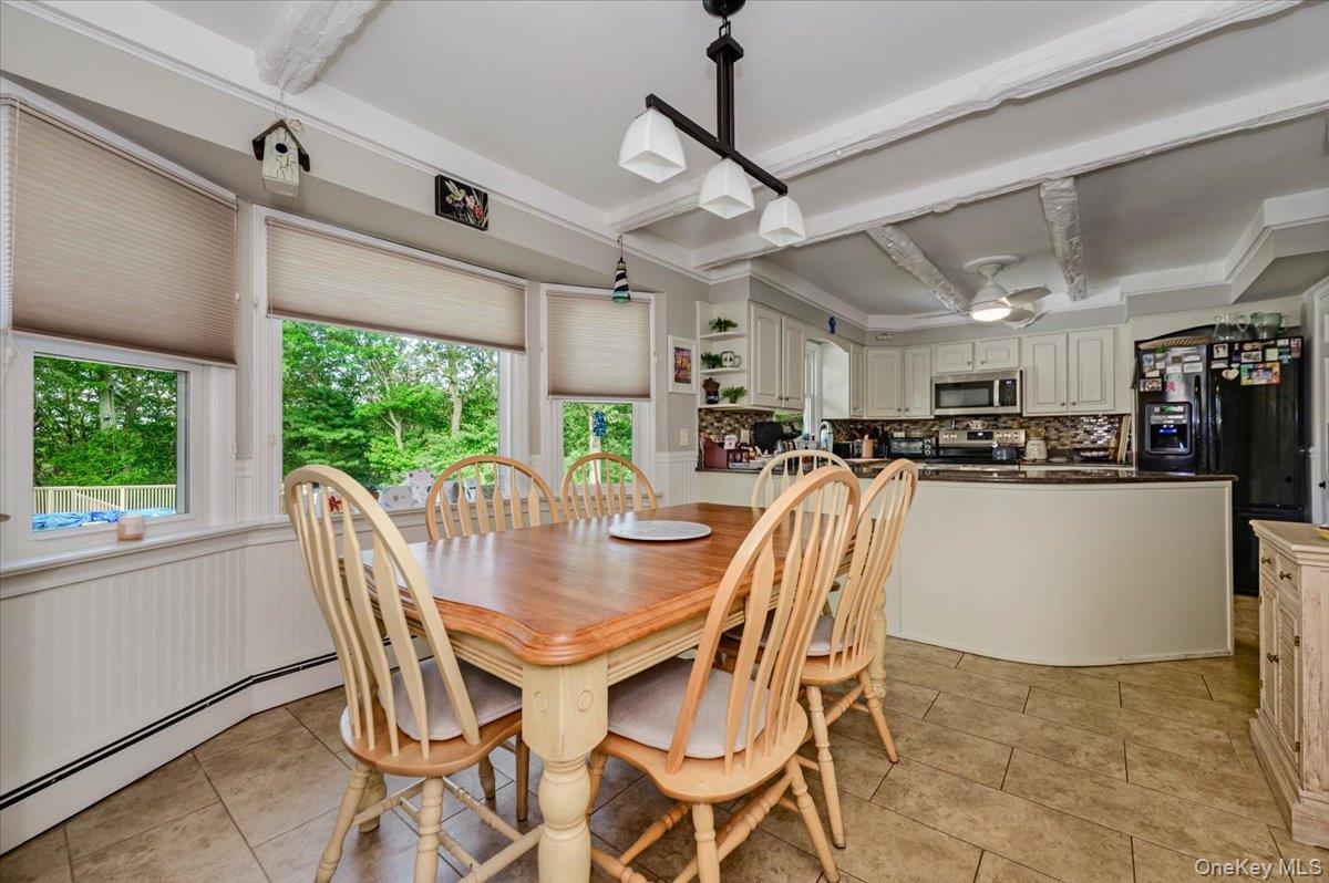Single Family Knoll Crest Suffolk County, NY 11764, MLS-1057467-21
