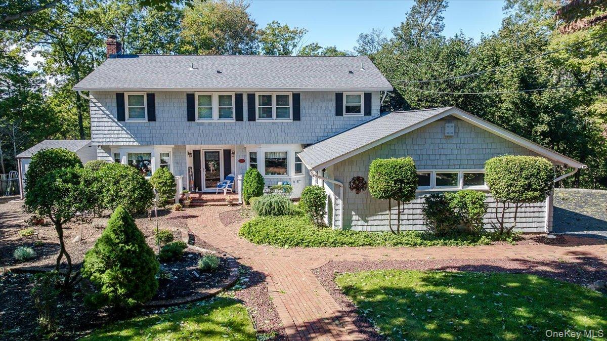 Single Family Knoll Crest Suffolk County, NY 11764, MLS-1057467-3