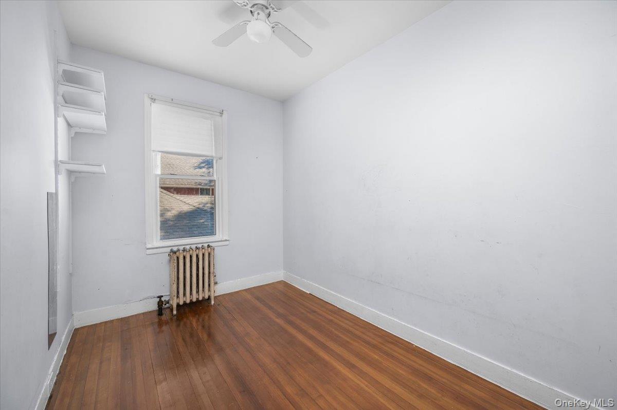 Single Family Schofield Street Bronx, NY 10464, MLS-1057475-17