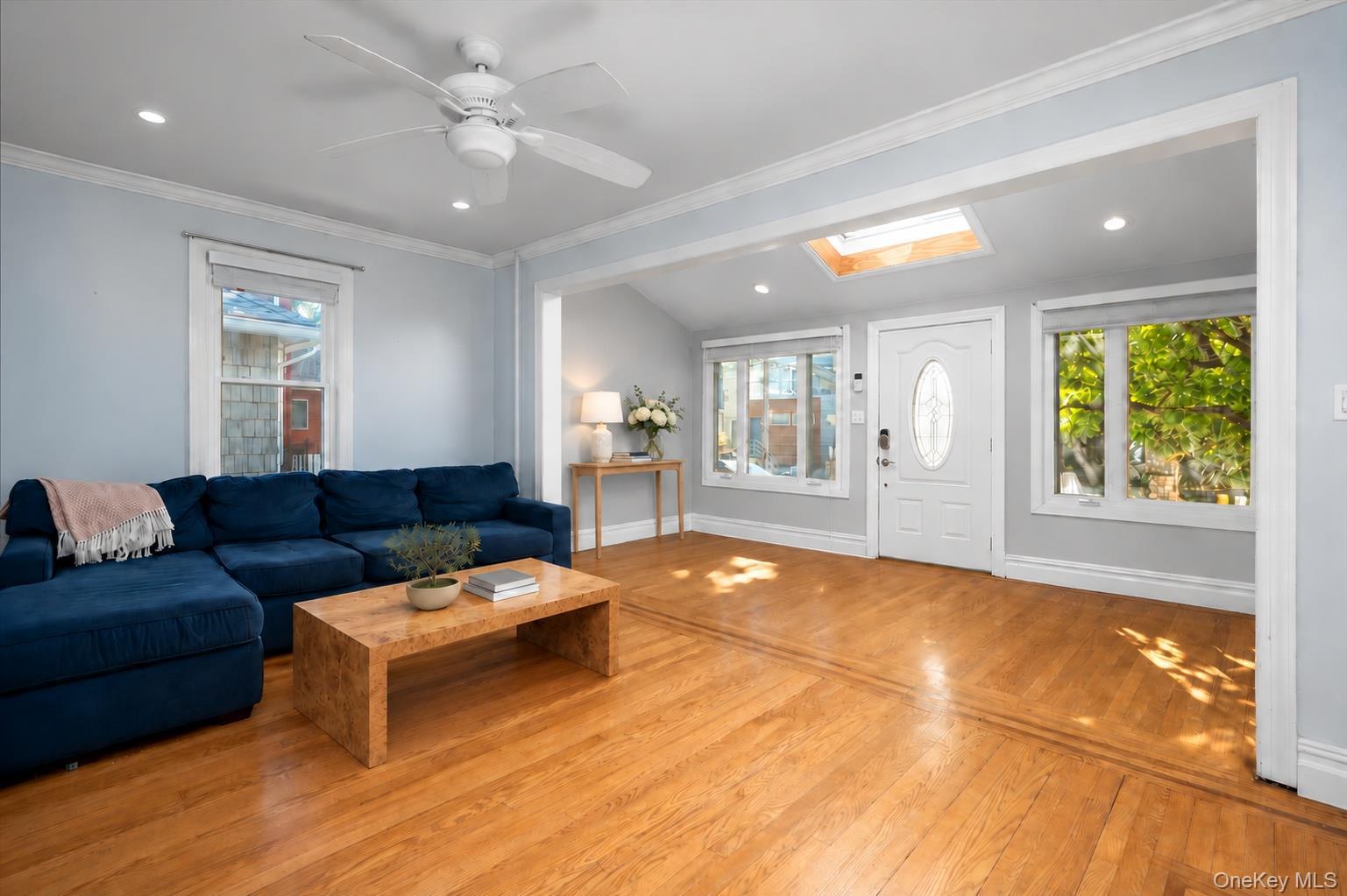 Single Family Schofield Street Bronx, NY 10464, MLS-1057475-5