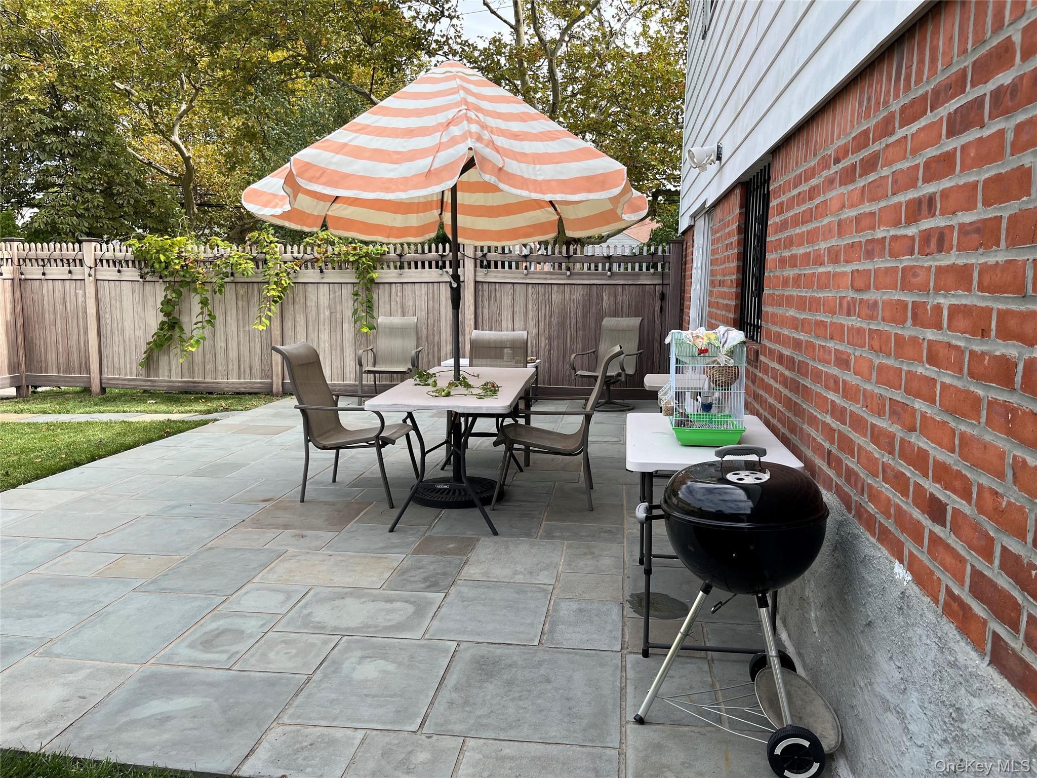 Single Family 28th Avenue Queens, NY 11360, MLS-1057487-8