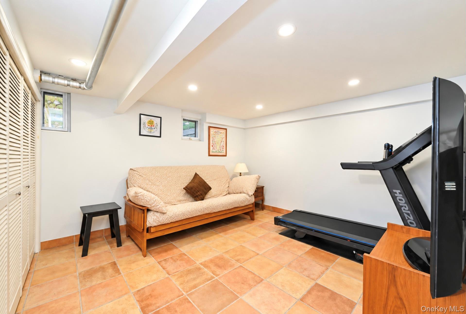 Single Family 210th Street Queens, NY 11364, MLS-1057498-17