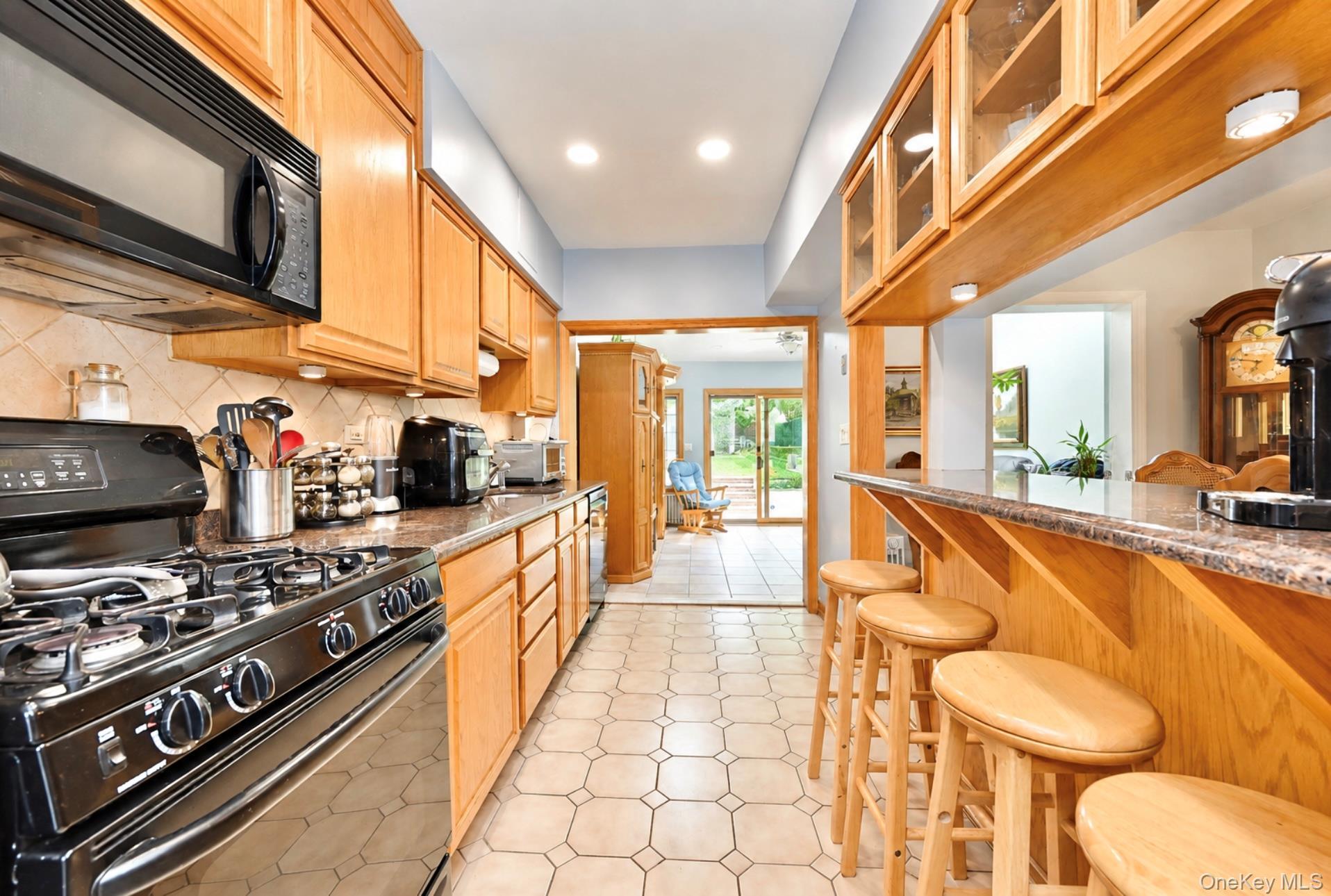 Single Family 210th Street Queens, NY 11364, MLS-1057498-3