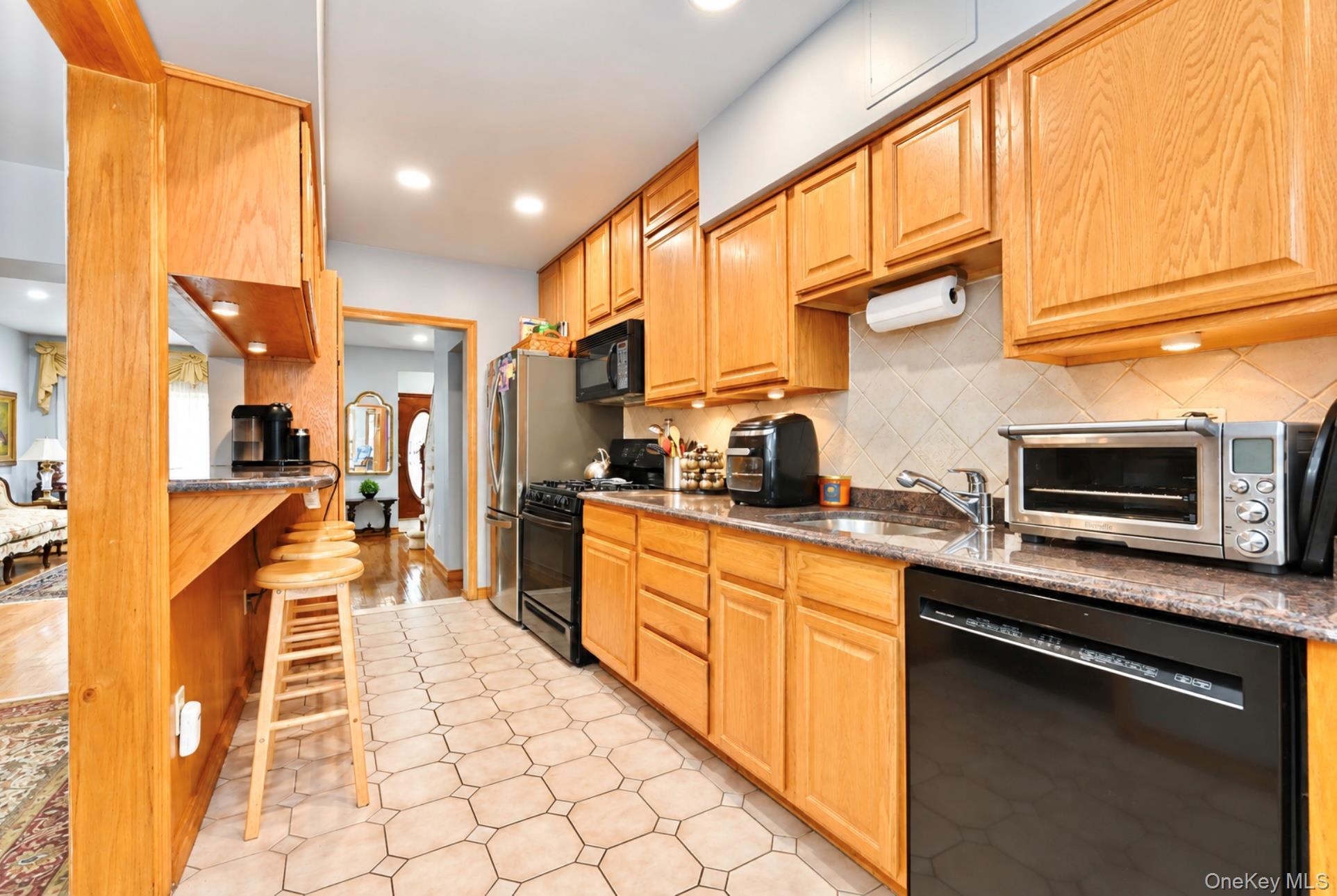 Single Family 210th Street Queens, NY 11364, MLS-1057498-4