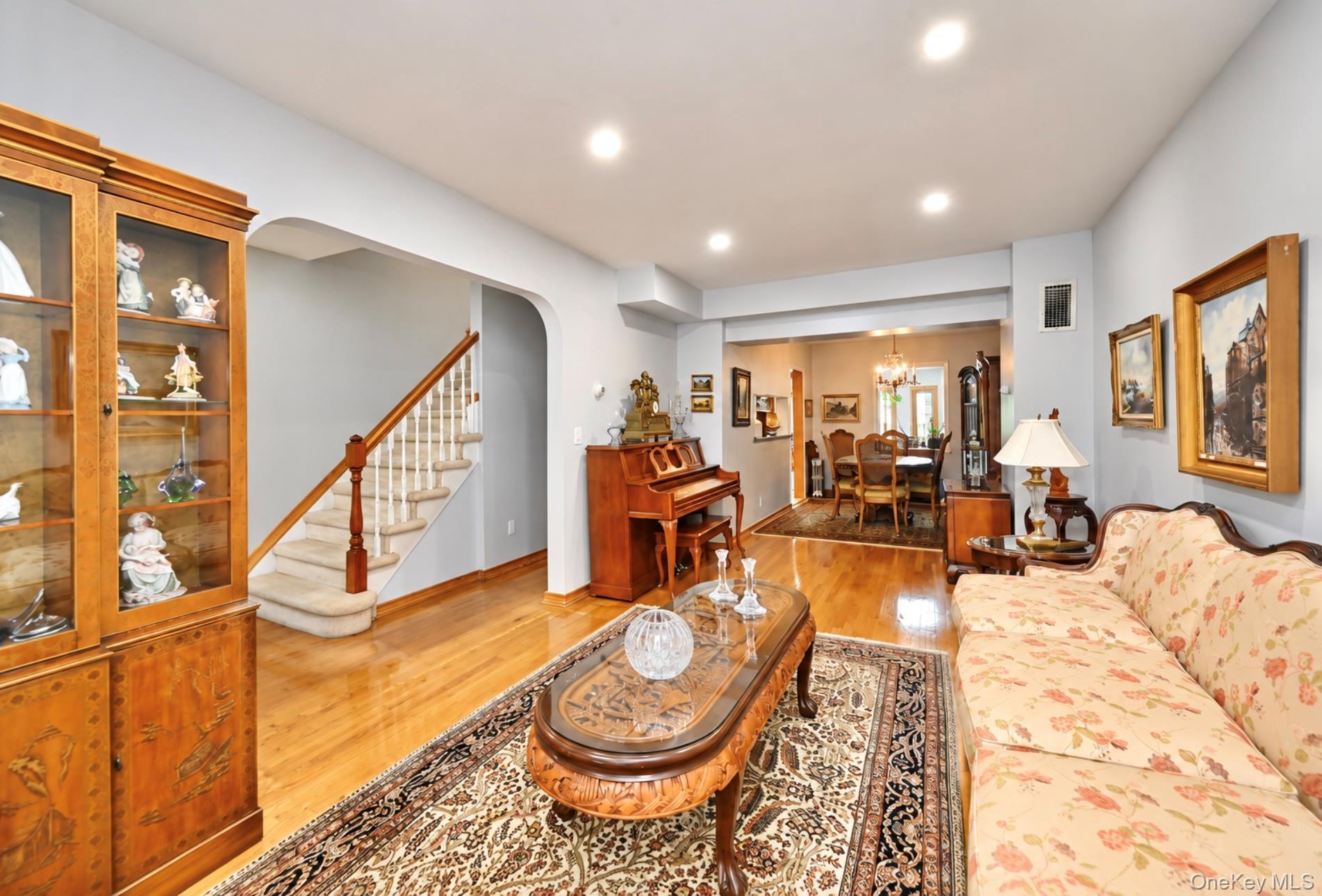 Single Family 210th Street Queens, NY 11364, MLS-1057498-6