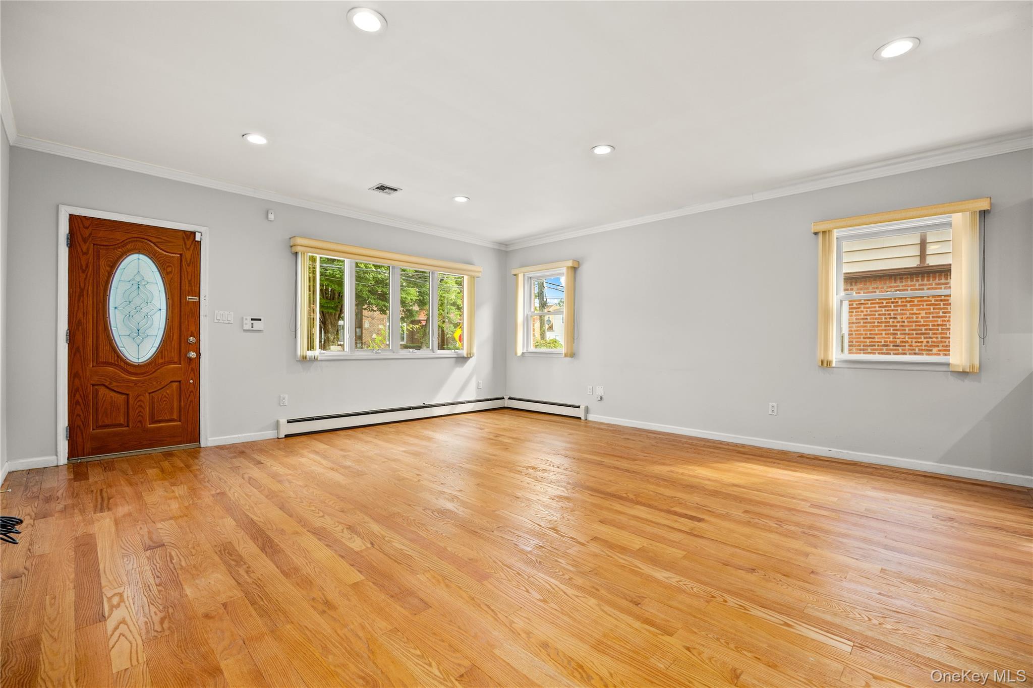 Single Family 16th Road Queens, NY 11357, MLS-1057508-11