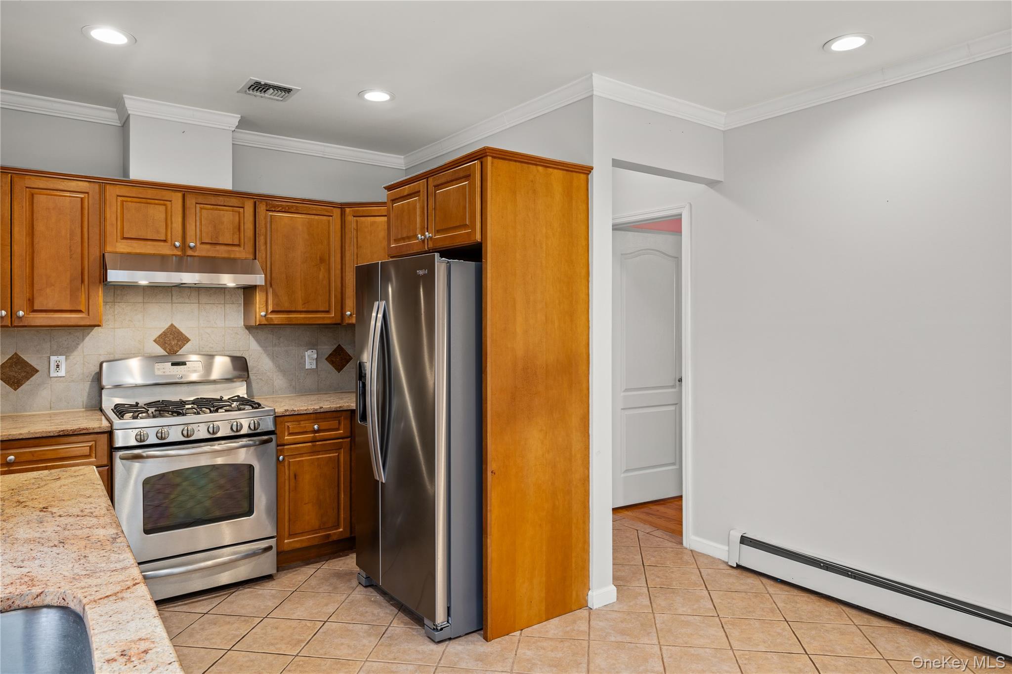 Single Family 16th Road Queens, NY 11357, MLS-1057508-14