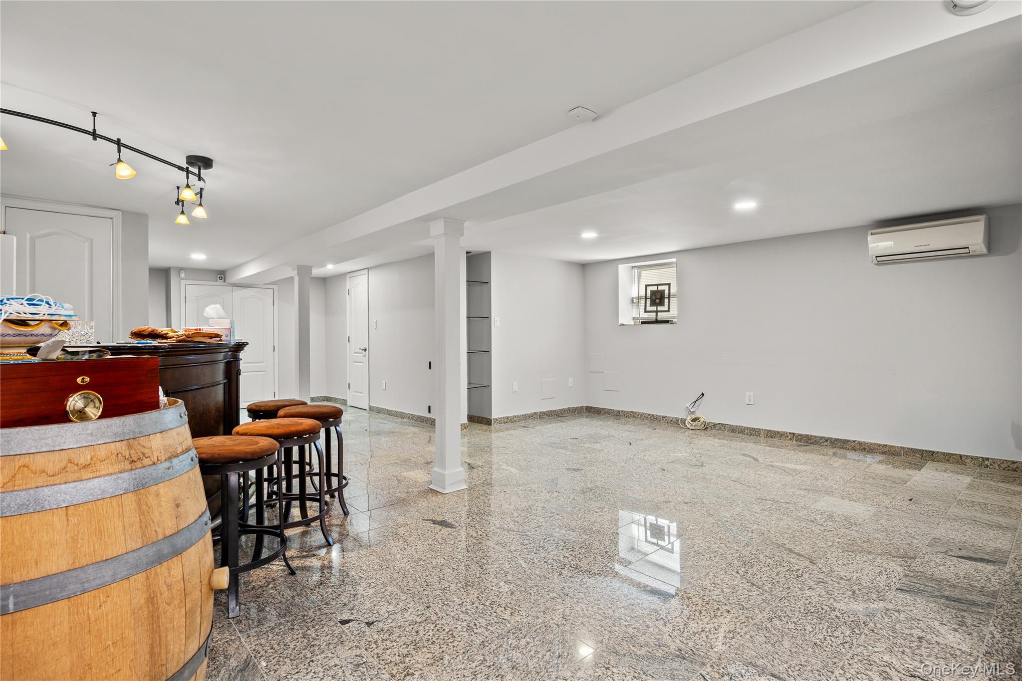 Single Family 16th Road Queens, NY 11357, MLS-1057508-25