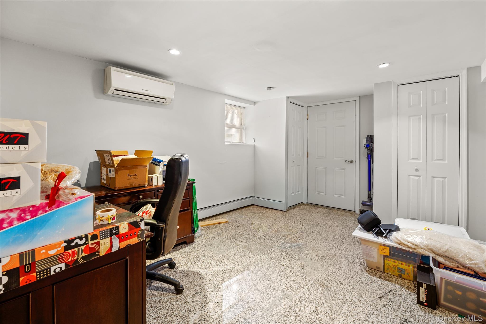 Single Family 16th Road Queens, NY 11357, MLS-1057508-27