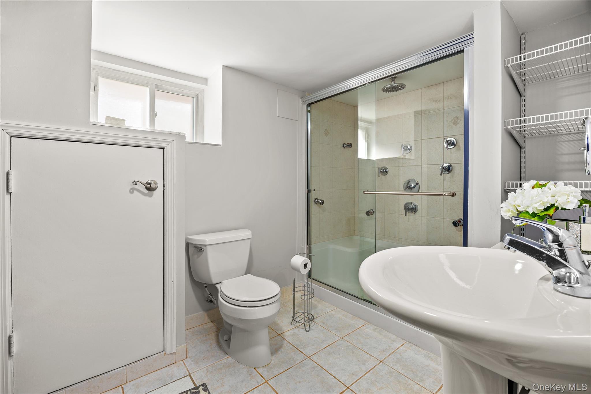 Single Family 16th Road Queens, NY 11357, MLS-1057508-29